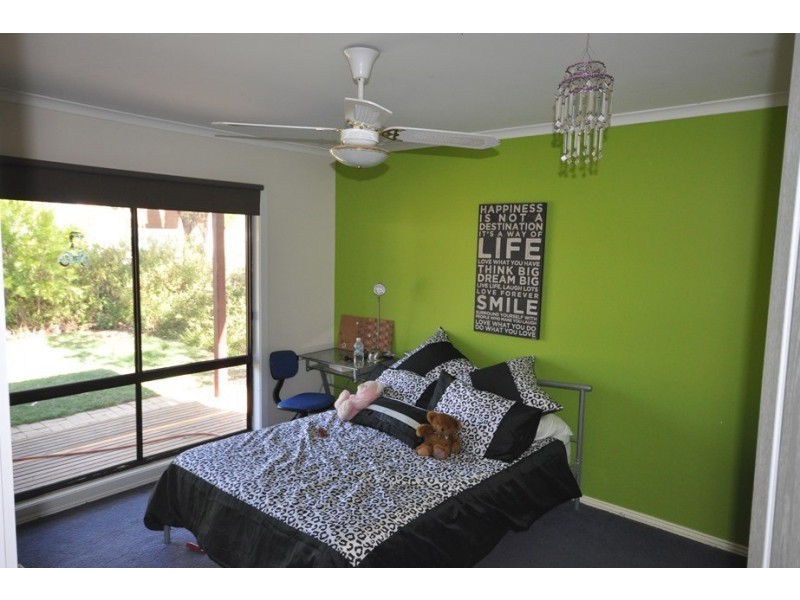 1815 Glenelg Highway, Smythesdale VIC 3351