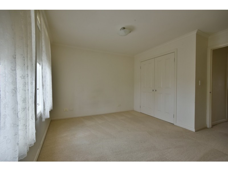 10 Domain Gardens, Sebastopol VIC 3356