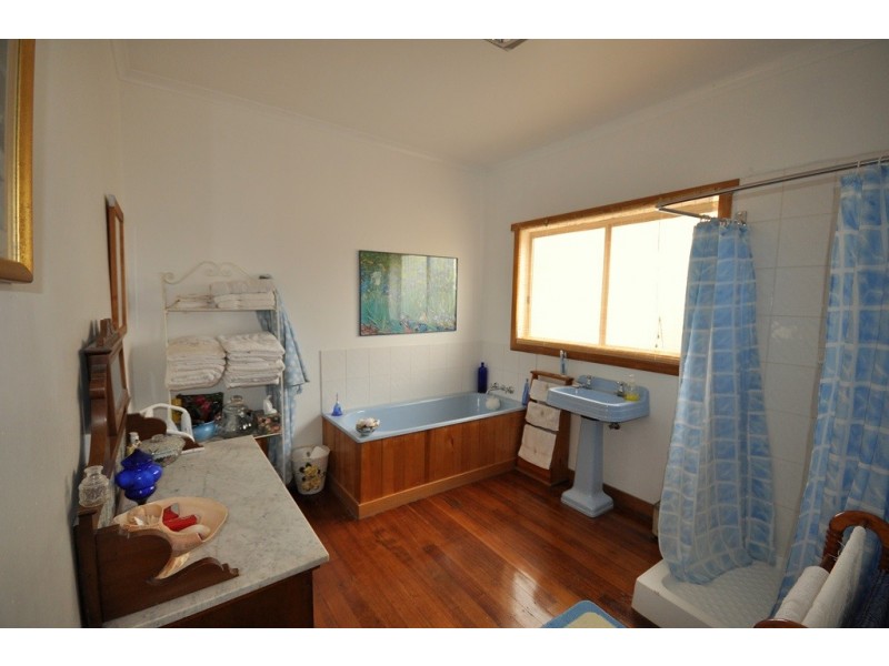 7 Gray Street, Lismore VIC 3324