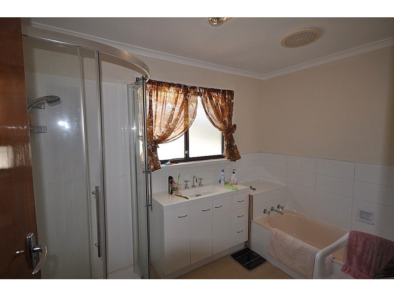 128 Rutherford Street, Avoca VIC 3467