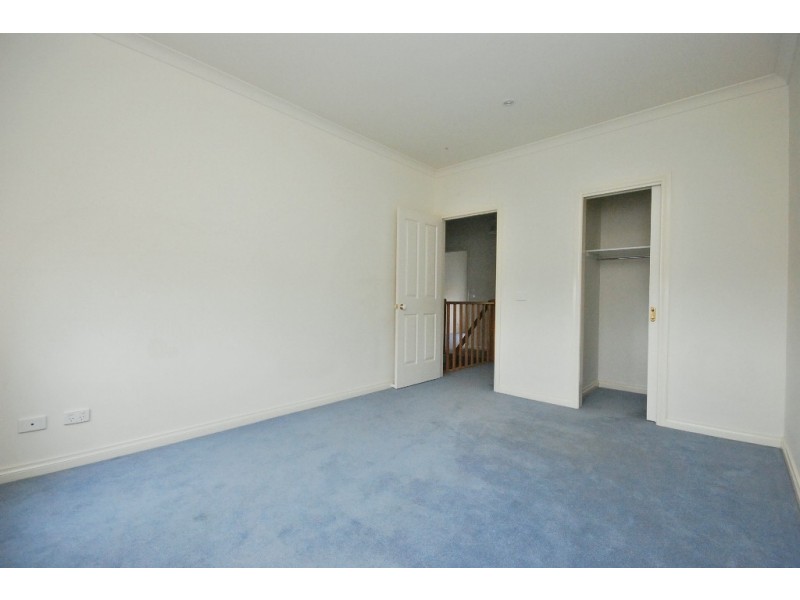 207 Neil Street, Soldiers Hill VIC 3350