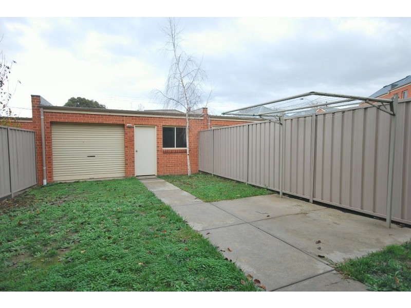 207 Neil Street, Soldiers Hill VIC 3350