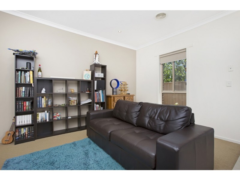 4/740 Geelong Road, Canadian VIC 3350
