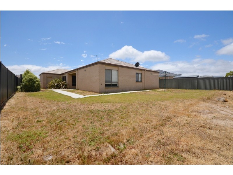 124 Alfredton Drive, Alfredton VIC 3350