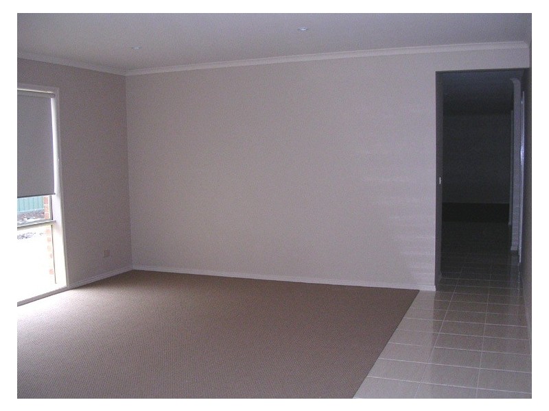 59 Faversham Avenue, Lake Gardens VIC 3355