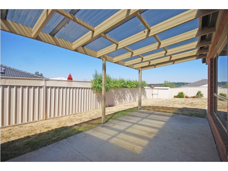 3 Blandford Street, Canadian VIC 3350