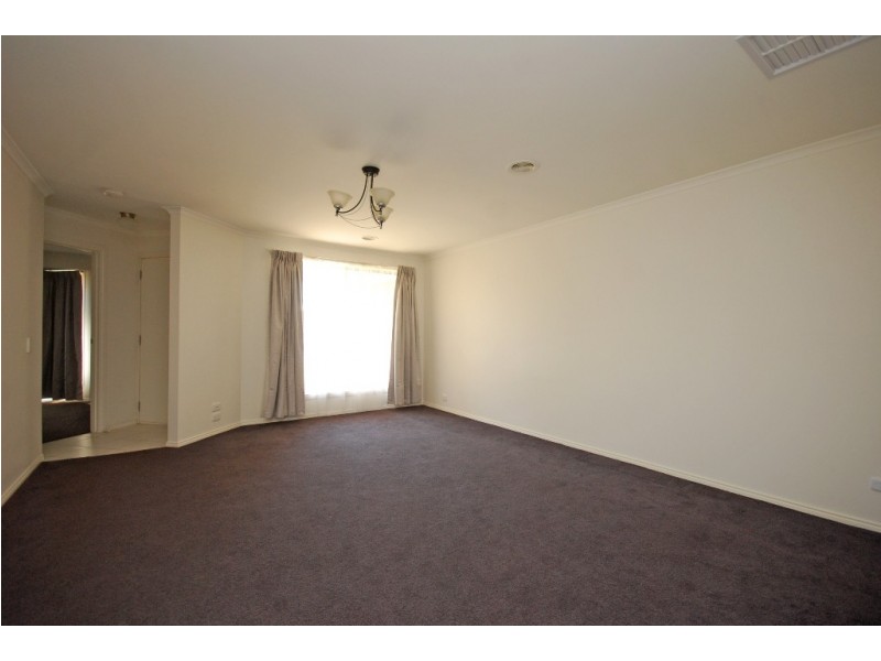 3 Blandford Street, Canadian VIC 3350