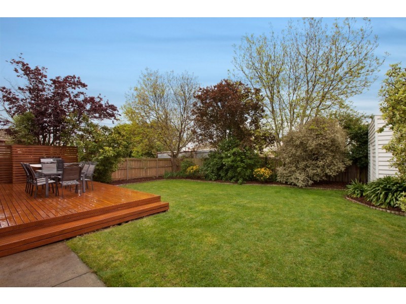 6 Brawn Avenue, Lake Wendouree VIC 3350