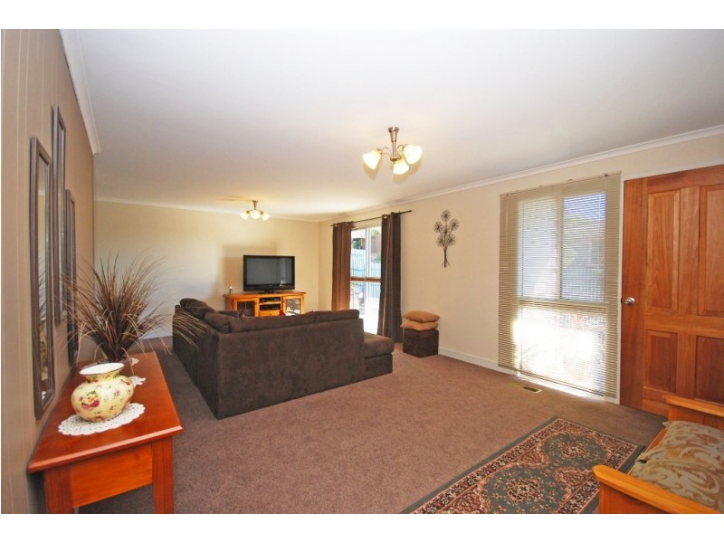 138 Mansfield Avenue, Mount Clear VIC 3350