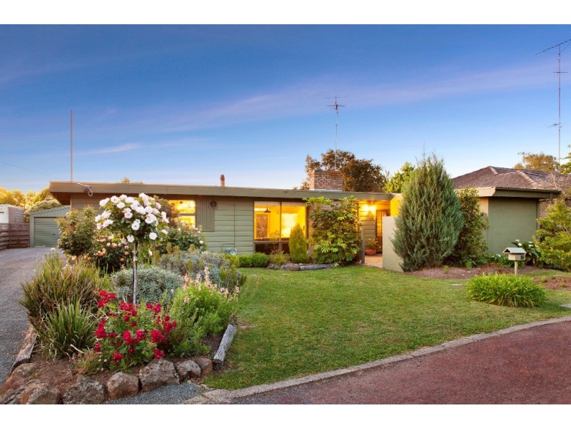 18 Kallioota Street, Alfredton VIC 3350