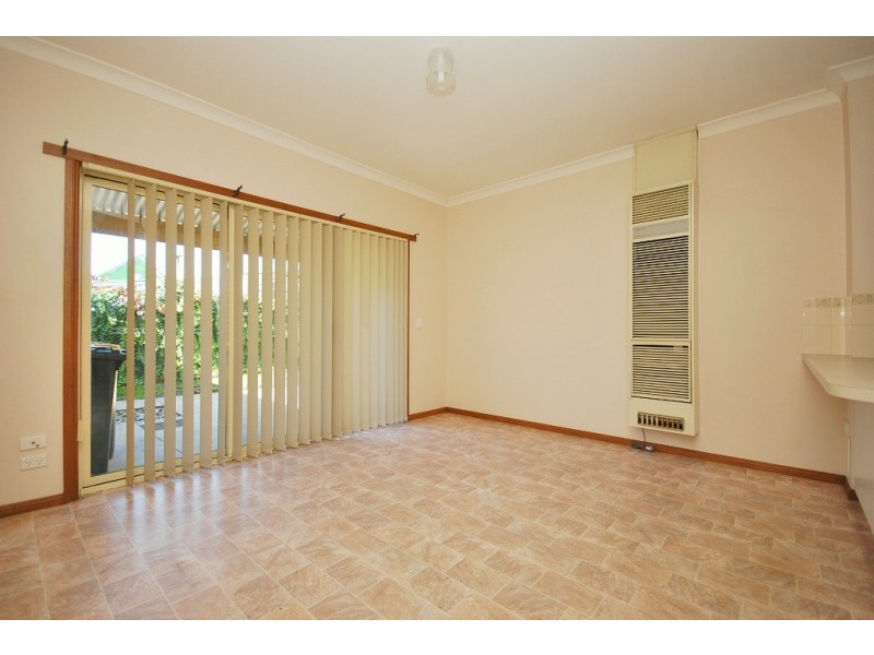 2/4 Lal Lal Street, Golden Point VIC 3350
