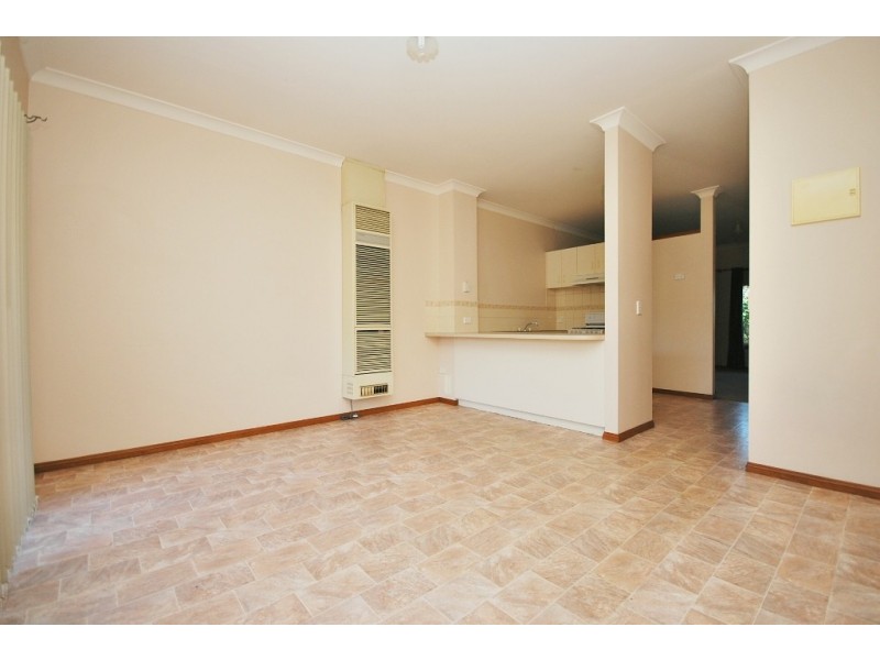 2/4 Lal Lal Street, Golden Point VIC 3350