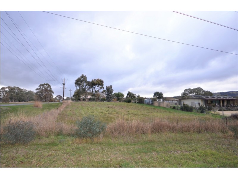 Lot 10 Pyrenees Highway, Amphitheatre VIC 3468
