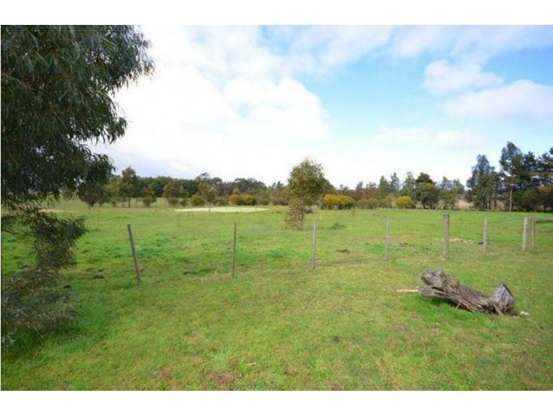 2 Kingston Court, Smythes Creek VIC 3351