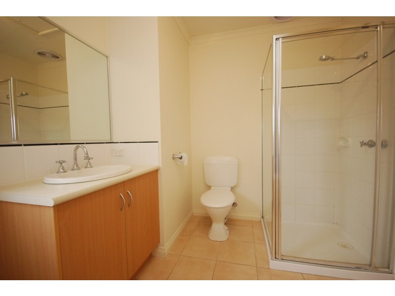 9 Domain Gardens, Sebastopol VIC 3356