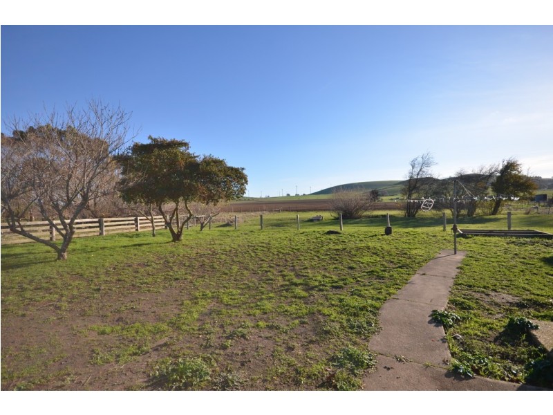 1197 Beaufort-Waubra Road, Waubra VIC 3352