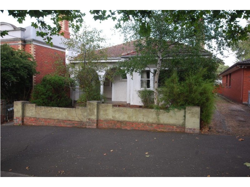 323 Lydiard Street North, Soldiers Hill VIC 3350
