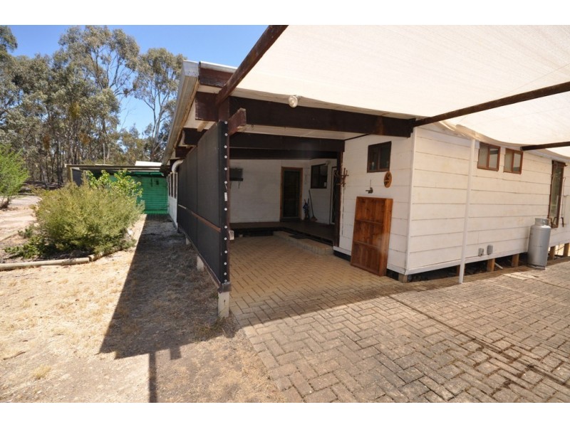 1777 Sunraysia Hwy, Redbank VIC 3477