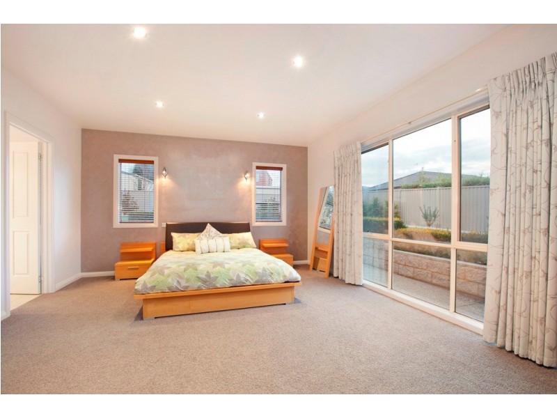 113 Howe Street, Miners Rest VIC 3352
