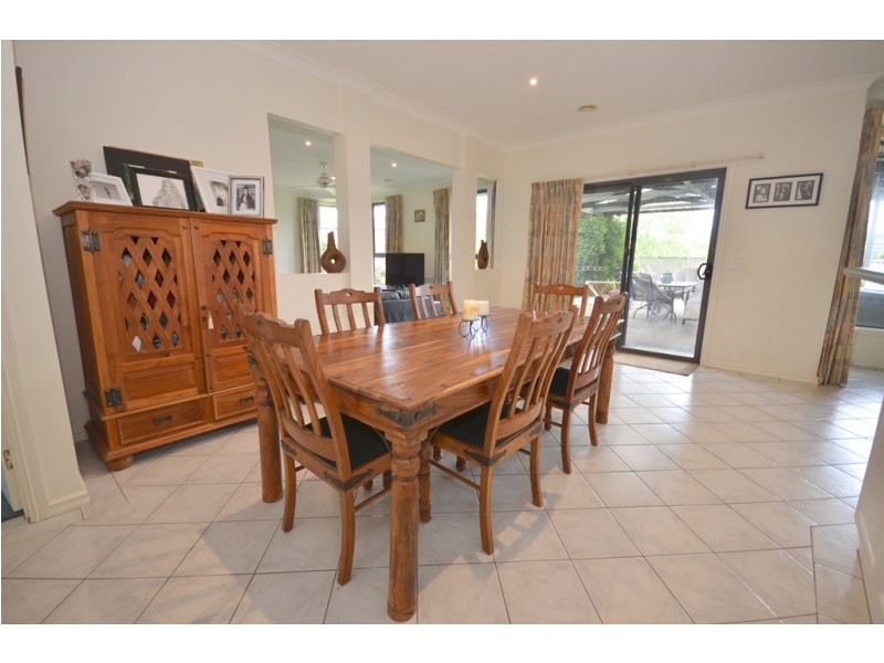 5 Danehill Court, Invermay Park VIC 3350