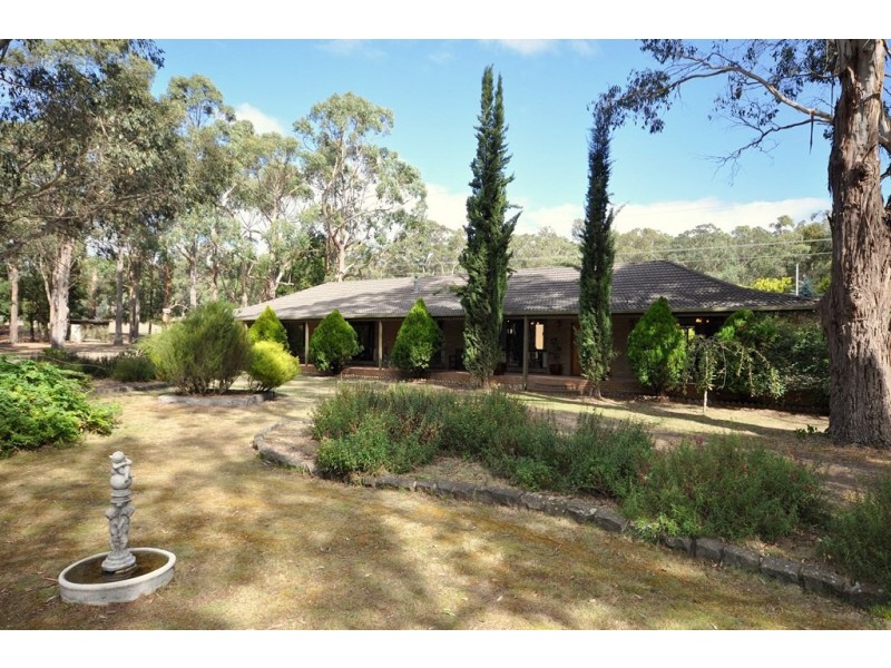 135 Lyons Road, Navigators VIC 3352