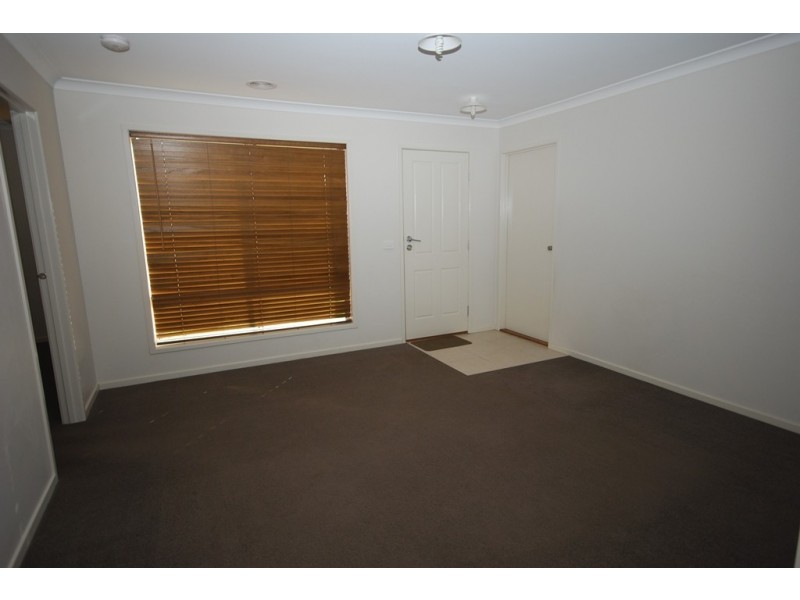 14a Oak Street, Wendouree VIC 3355