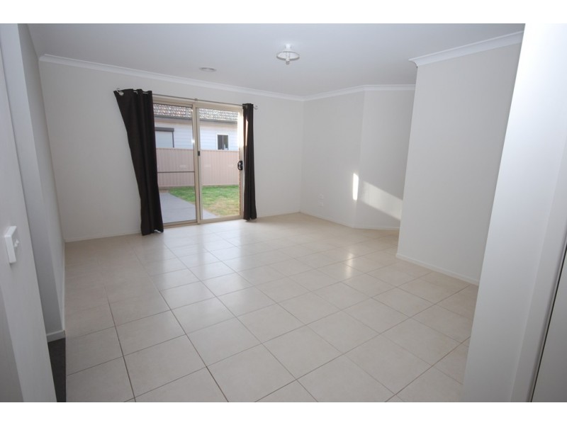14a Oak Street, Wendouree VIC 3355