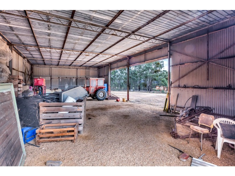 20 Morris Lane, Avoca VIC 3467