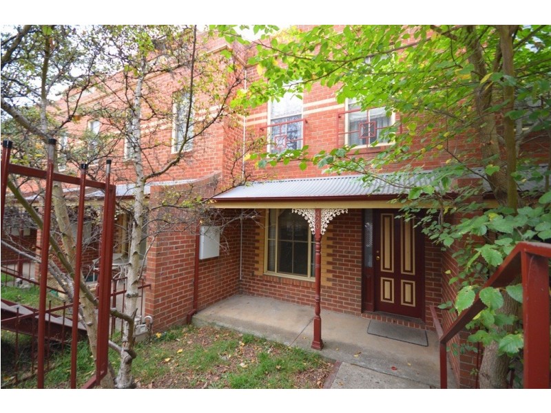 420 Neill Street, Soldiers Hill VIC 3350