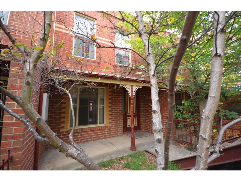 420 Neill Street, Soldiers Hill VIC 3350