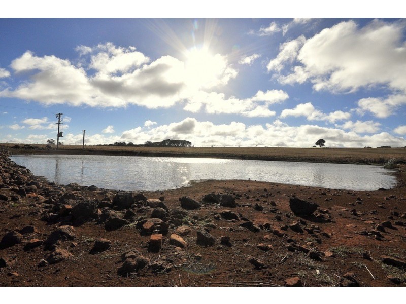 255 Mollongghip-Dean Rd, Dean VIC 3352