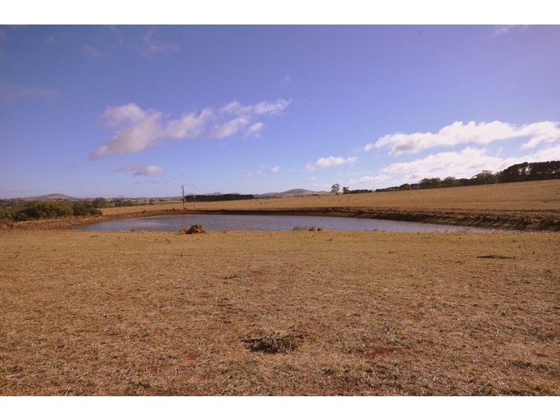 255 Mollongghip-Dean Rd, Dean VIC 3352