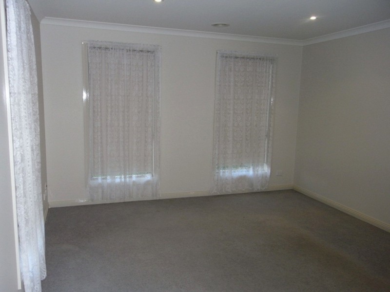 20 Lake Gardens, Lake Gardens VIC 3355