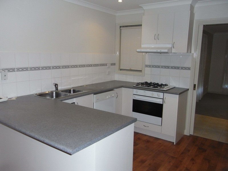 20 Lake Gardens, Lake Gardens VIC 3355