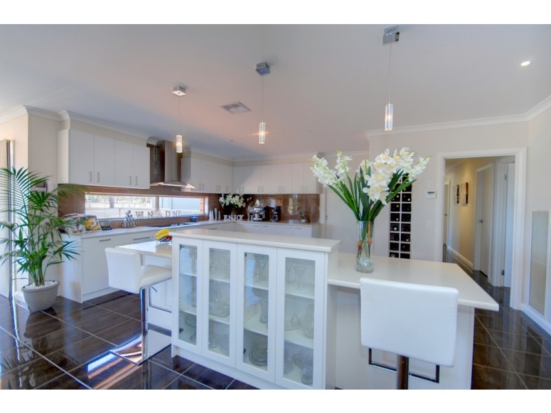 2 Olivemay Court, Bonshaw VIC 3356