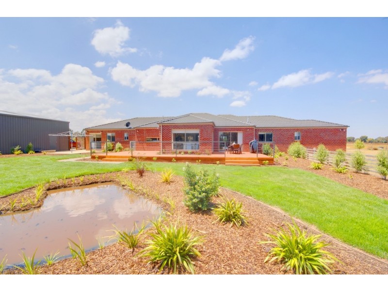 2 Olivemay Court, Bonshaw VIC 3356