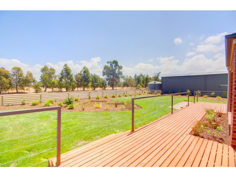 2 Olivemay Court, Bonshaw VIC 3356