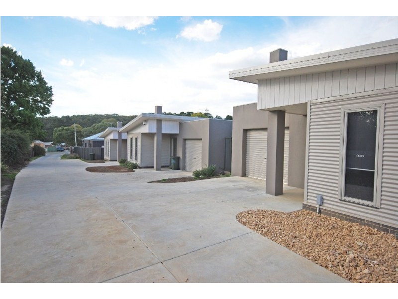 3/306A Humffray Street North, Brown Hill VIC 3350
