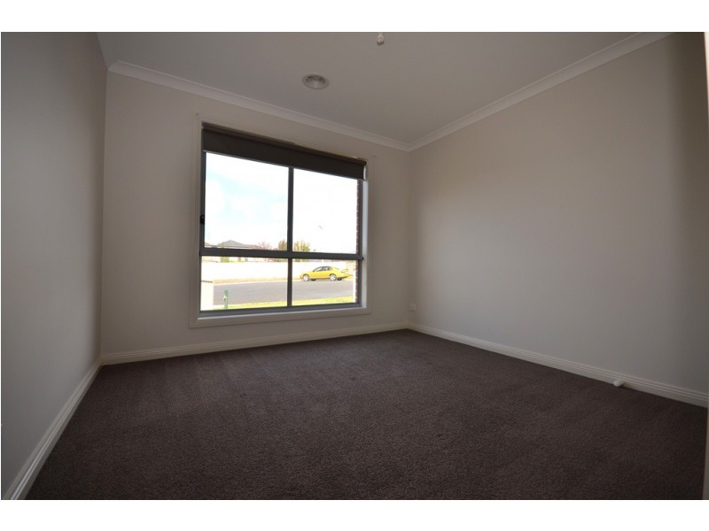 2 Harley Court, Mount Clear VIC 3350