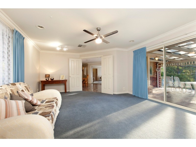 5 Timbertop Drive, Mount Helen VIC 3350