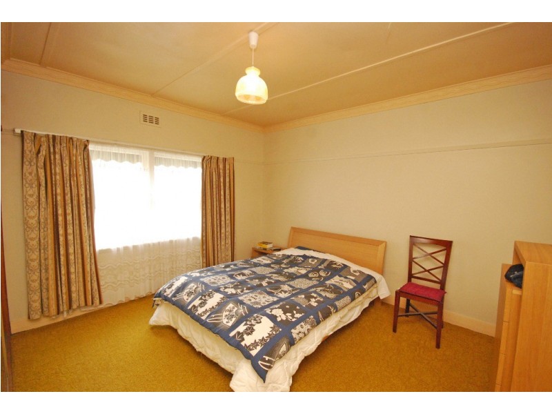 5 Brophy Street, Brown Hill VIC 3350