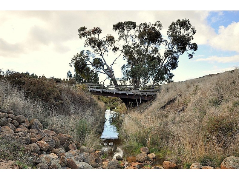 80 Mountain Creek Road, Clunes VIC 3370