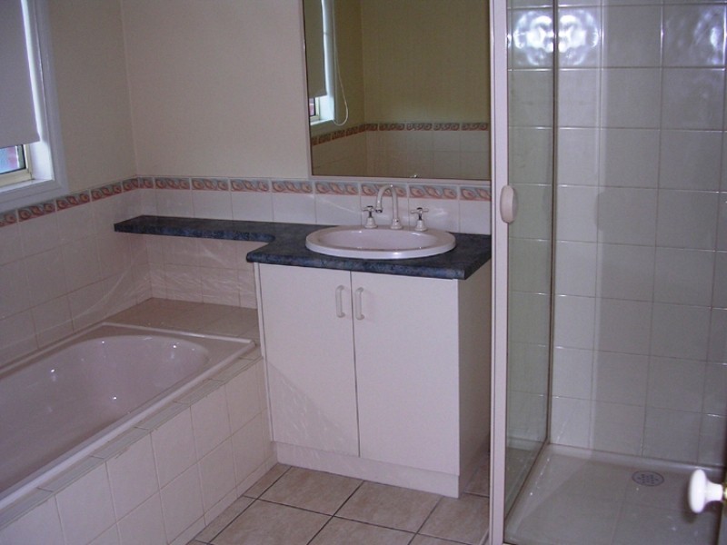 43 Lake Gardens, Lake Gardens VIC 3355