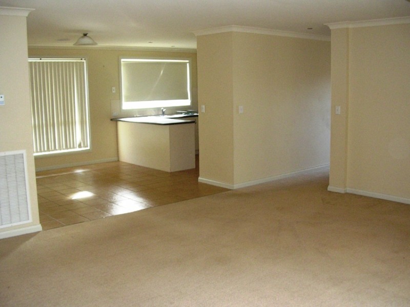 43 Lake Gardens, Lake Gardens VIC 3355