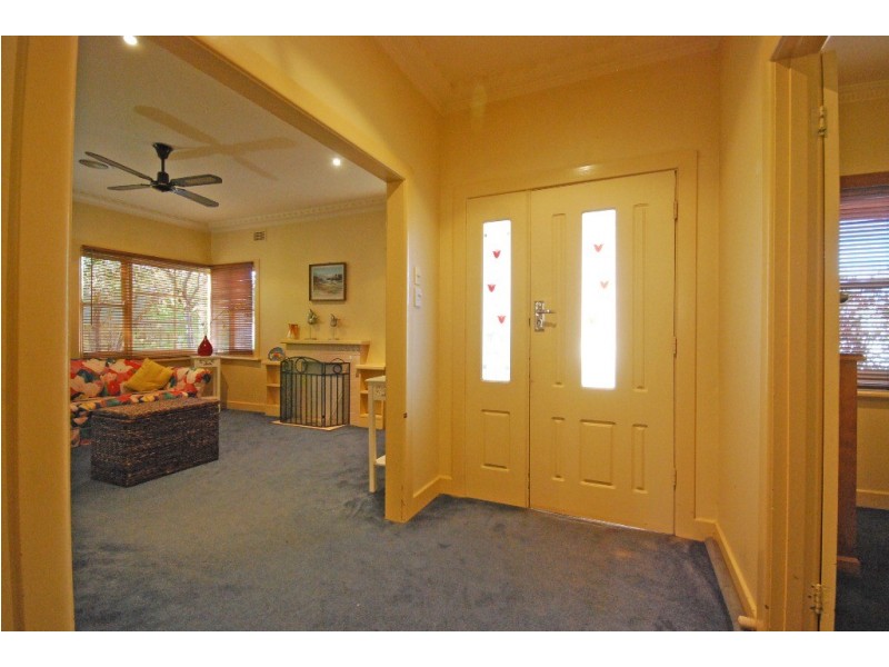 10 Exchange Street, Newington VIC 3350