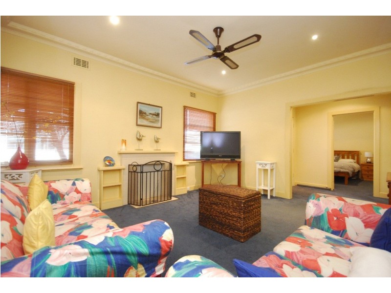 10 Exchange Street, Newington VIC 3350