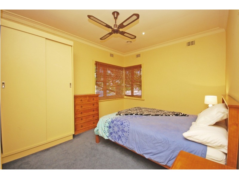 10 Exchange Street, Newington VIC 3350