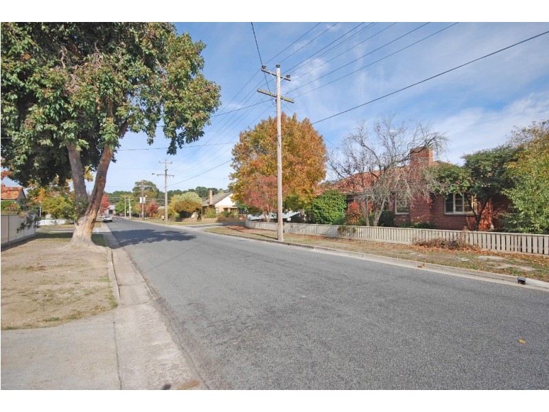 10 Exchange Street, Newington VIC 3350