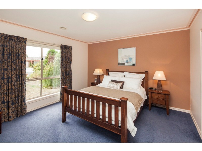 2 Argyle Crescent, Alfredton VIC 3350