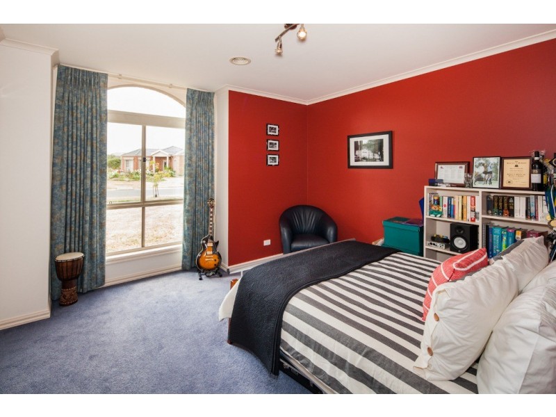 2 Argyle Crescent, Alfredton VIC 3350